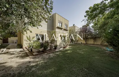 Villa - 4 Bedrooms - 5 Bathrooms for sale in Meadows 1 - Meadows - Dubai