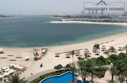Apartment - 4 Bedrooms - 5 Bathrooms for rent in Al Das - Shoreline Apartments - Palm Jumeirah - Dubai