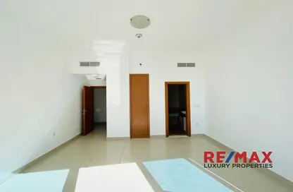 Apartment - 3 Bedrooms - 4 Bathrooms for sale in Ocean Heights - Dubai Marina - Dubai