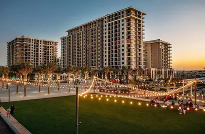 Apartment - 1 Bedroom - 1 Bathroom for sale in The Mayfair - Town Square - Dubai