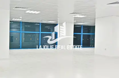 Retail - Studio for rent in Airport Road - Abu Dhabi