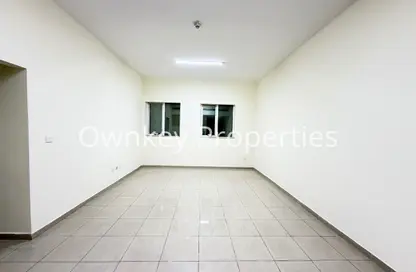 Apartment - 1 Bedroom - 2 Bathrooms for rent in Hessa Home Building - Oud Metha - Bur Dubai - Dubai