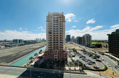 Apartment - Studio - 1 Bathroom for rent in The Matrix - Dubai Sports City - Dubai
