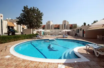 Villa - 4 Bedrooms - 4 Bathrooms for rent in Delma Street - Al Mushrif - Abu Dhabi