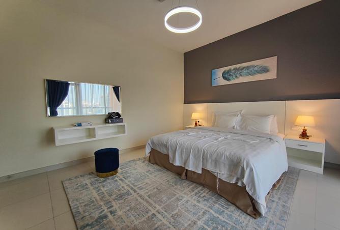 Apartment - 2 Bedrooms - 3 Bathrooms for rent in Jumeirah Garden City - Al Satwa - Dubai