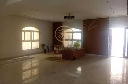 فيلا - 5 غرف نوم - 6 حمامات للايجار في مسكن الامير - منطقة 11 - قرية جميرا الدائرية - دبي