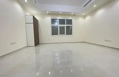 Apartment - Studio - 1 Bathroom for rent in Khalifa City A Villas - Khalifa City A - Khalifa City - Abu Dhabi