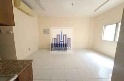 Apartment - Studio - 1 Bathroom for rent in Fire Station Road - Muwaileh - Sharjah