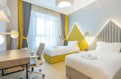 Room / Bedroom image for: Apartment - 3 Bedrooms - 3 Bathrooms for rent in La Rive - La Mer - Jumeirah - Dubai, Image 1