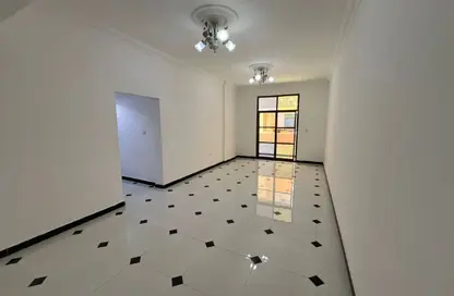 شقة - 2 غرف نوم - 2 حمامات للايجار في فلل الروضة 3 - 3  الروضة - الروضة - عجمان