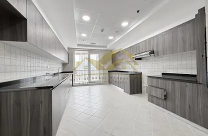 Apartment - 3 Bedrooms - 4 Bathrooms for rent in Escape Tower - Business Bay - Dubai