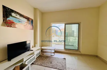 شقة - غرفة نوم - 2 حمامات للايجار في مرتفعات الصقر - مدينة دبي الرياضية - دبي