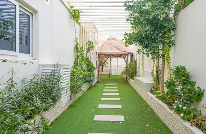 تاون هاوس - 3 غرف نوم - 4 حمامات للايجار في سنتوري - داماك هيلز 2 - دبي