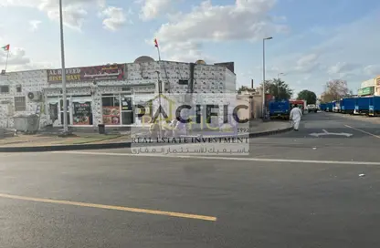 سكن عمال - استوديو - 8 حمامات للبيع في المنطقة الصناعية رقم 10 - المنطقة الصناعية بالشارقة - الشارقة