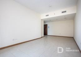 صورةغرفة فارغة لـ: شقة - 3 غرف نوم - 4 حمامات للبيع في برج سولافا - دبي مارينا - دبي, صورة 1