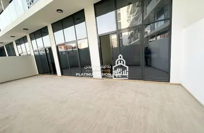 Apartment - 2 Bedrooms - 2 Bathrooms for rent in The Gate - Masdar City - Abu Dhabi