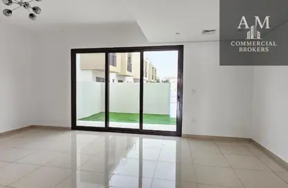 Villa - 3 Bedrooms - 4 Bathrooms for rent in Nasma Residence - Al Tai - Sharjah