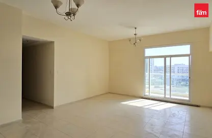 Apartment - 3 Bedrooms - 3 Bathrooms for sale in Mazaya 8 - Queue Point - Dubai Land - Dubai