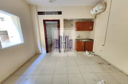 Apartment - Studio - 1 Bathroom for rent in Fire Station Road - Muwaileh - Sharjah