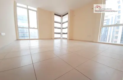 Empty Room image for: Apartment - 2 Bedrooms - 2 Bathrooms for rent in Mina Road - Tourist Club Area - Abu Dhabi, Image 1