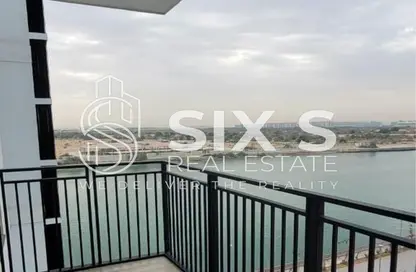 Apartment - 2 Bedrooms - 3 Bathrooms for sale in Waters Edge - Yas Island - Abu Dhabi