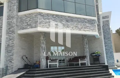 Villa - 5 Bedrooms - 7+ Bathrooms for sale in Rabdan - Abu Dhabi