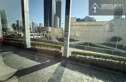 Shop - Studio for rent in Crystal Tower - Business Bay - Dubai