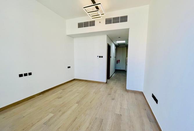 15663209 - صورة العقار 2