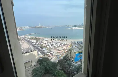 Whole Building - 2 Bedrooms - 3 Bathrooms for rent in Al Das - Shoreline Apartments - Palm Jumeirah - Dubai