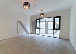 صورةغرفة فارغة لـ: شقة - 2 غرف نوم - 3 حمامات للكراء في منخول - بر دبي - دبي, صورة 1