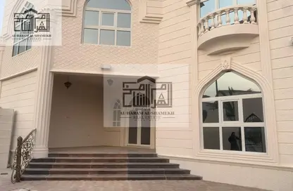 Villa - 4 Bedrooms - 5 Bathrooms for rent in Ramlat Zakher - Zakher - Al Ain
