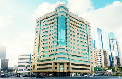 شقة - غرفة نوم - 2 حمامات للايجار في مبنى الديوان - القاسمية - الشارقة