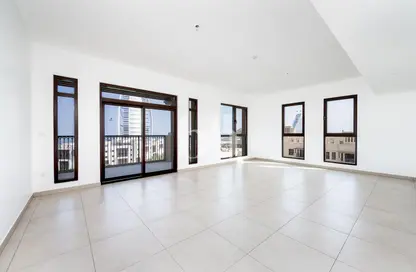 Apartment - 3 Bedrooms - 4 Bathrooms for rent in Lamtara 2 - Madinat Jumeirah Living - Umm Suqeim - Dubai