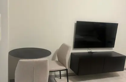 Apartment - Studio - 1 Bathroom for rent in The Link - East Village - Aljada - Sharjah