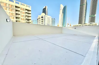 Apartment - 1 Bedroom - 2 Bathrooms for rent in Jumeirah Garden City - Al Satwa - Dubai