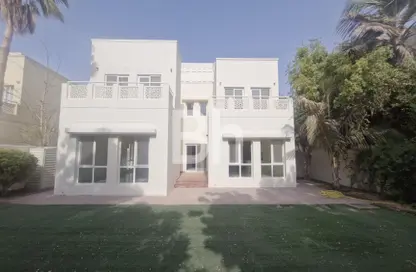 Villa - 5 Bedrooms - 6 Bathrooms for rent in Meadows 2 - Meadows - Dubai