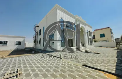 فيلا - استوديو - 8 حمامات للايجار في المرخانية - العين