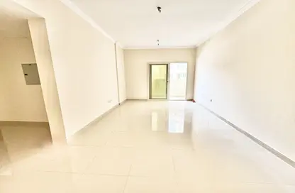 Apartment - 2 Bedrooms - 2 Bathrooms for rent in Muwaileh 29 Building - Muwaileh - Sharjah