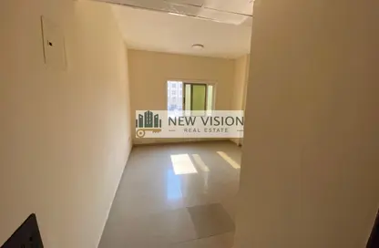 Apartment - Studio - 1 Bathroom for rent in Al Qulaya'ah - Al Sharq - Sharjah Apartment - Studio - 1 Bathroom for rent in Al Qulaya'ah - Al Sharq - Sharjah