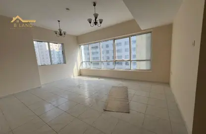 Apartment - 3 Bedrooms - 4 Bathrooms for rent in New Al Taawun Road - Al Taawun - Sharjah