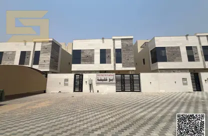فيلا - 5 غرف نوم - 7 حمامات للايجار في الحليو 2 - الحليو - عجمان