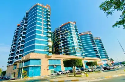 Apartment - 4 Bedrooms - 5 Bathrooms for rent in Al Sahel Towers - Corniche Road - Abu Dhabi