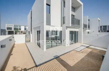 Terrace image for: Townhouse - 4 Bedrooms - 4 Bathrooms for rent in La Rosa - Villanova - Dubai Land - Dubai, Image 1