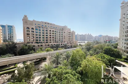 Apartment - 2 Bedrooms - 3 Bathrooms for sale in Al Shahla - Shoreline Apartments - Palm Jumeirah - Dubai
