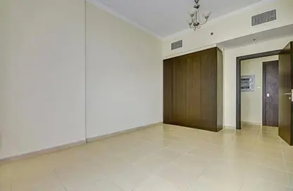 Apartment - 2 Bedrooms - 3 Bathrooms for rent in Mazaya 6 - Queue Point - Dubai Land - Dubai