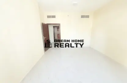 Apartment - 2 Bedrooms - 2 Bathrooms for rent in Jamal Abdul Nasser Street - Al Majaz - Sharjah