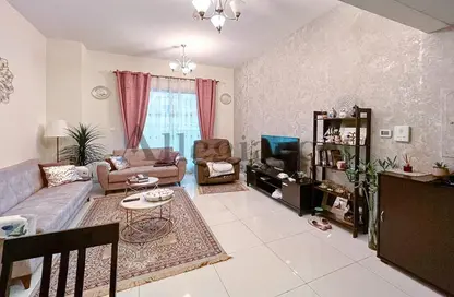 شقة - 2 غرف نوم - 2 حمامات للبيع في مساكن النخبة رقم 3 - مساكن النخبة الرياضية - مدينة دبي الرياضية - دبي