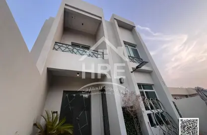 Villa - 5 Bedrooms - 7 Bathrooms for sale in Al Mowaihat 2 - Al Mowaihat - Ajman