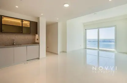 Apartment - 3 Bedrooms - 4 Bathrooms for sale in Grand Bleu Tower 1 - EMAAR Beachfront - Dubai Harbour - Dubai