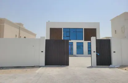 Villa - 5 Bedrooms - 6 Bathrooms for rent in Madinat Al Riyad - Abu Dhabi